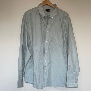 Untuckit button down men’s shirt 3x